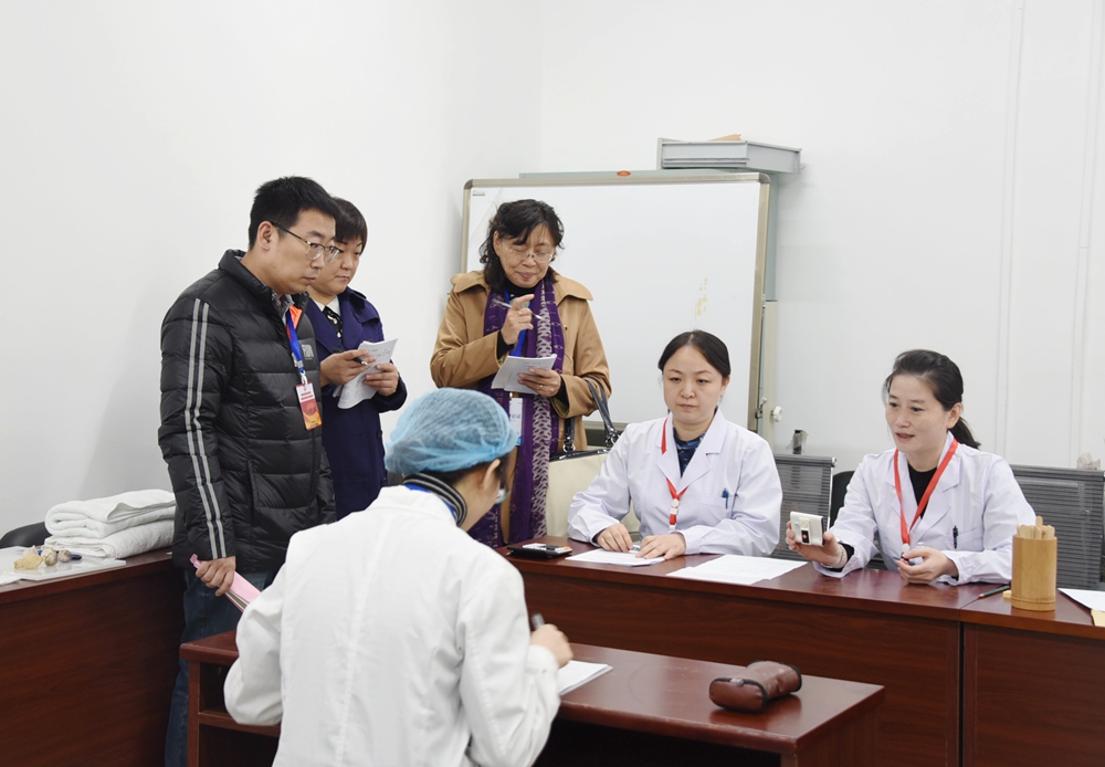 专家组实地考察考试组织情况